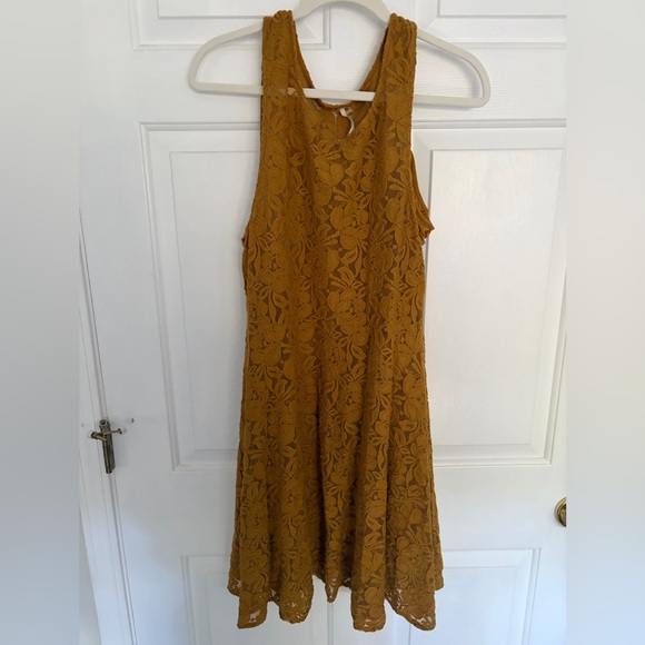 Free People Dresses & Skirts - Chic Mustard Lace Dress- Free People Size L
